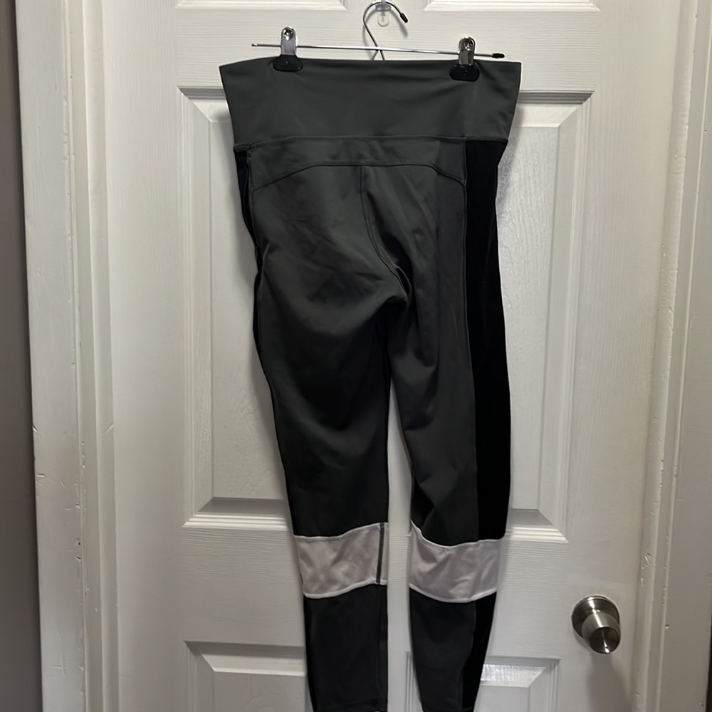 ADIDAS Color Block Legging - Picture 2 of 4